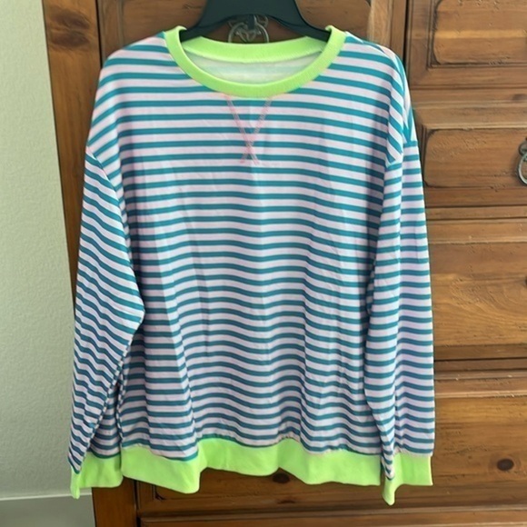 NWOT Women’s Pink And Aqua Blue Striped Top With Lime Green Trim Size 2XL - Picture 1 of 9